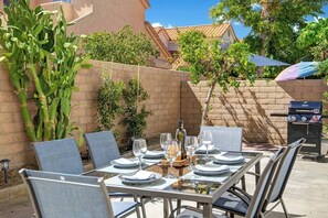 Outdoor dining
