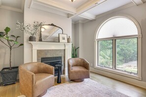 Office | 1st Floor | Gas Fireplace | Desk Workspace