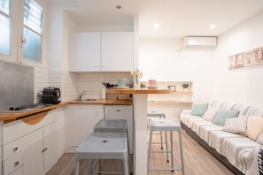 Kitchen, Living Room