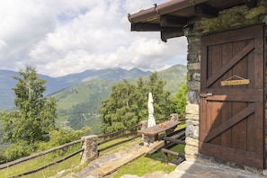 Building Exterior, Scenic View