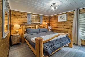 Rustic Retreat: Enjoy the warmth of wood accents and serene lighting in this inviting room!