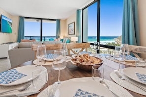 Panoramic beach and Gulf views