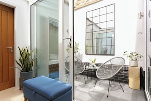Nidd Pocket - Knaresborough - Courtyard 1