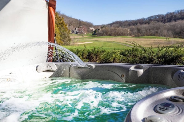 Hot Tub with Golf Course View