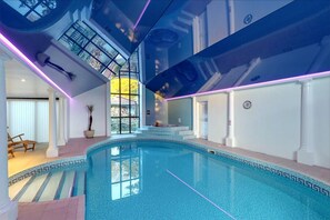 Pool (Indoor)