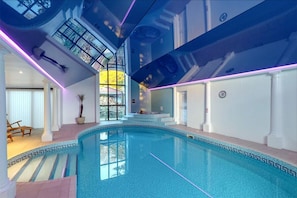 Pool (Indoor)