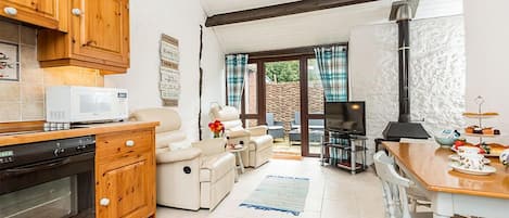 Living Room / Lounge
