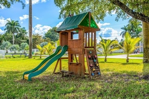Play Area, Outdoor Play Area, Outdoors, Bench, Furniture