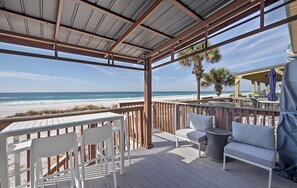 Gulfs Edge Townhome #7- Sun-Kissed Memories balcony