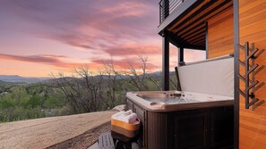 Bain à remous extérieur