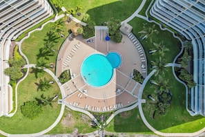 Crystal Clear Water Heated Pool
