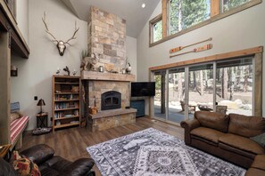 Enjoy the bright open concept floor plan 