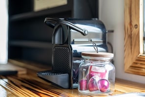 Kaffe och/eller kaffebryggare