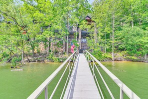 Exterior | Lakefront Home
