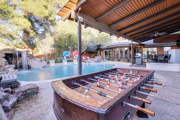 Las Vegas Vacation Rental | 5BR | 3BA | 1 Step to Enter | 4,000 Sq Ft