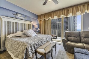 A King master bed and a pullout twin bed