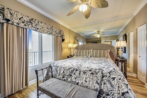 (King) Master bedroom