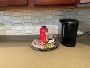 Kaffee und/oder Kaffeemaschine
