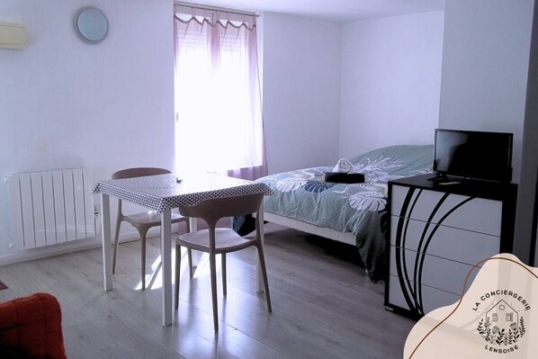 ESPACE SALON COIN CUISINE TV
