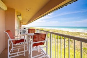 Outdoor patio to watch sunrises and drink your morning coffee