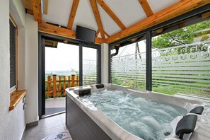 Bain à remous intérieur