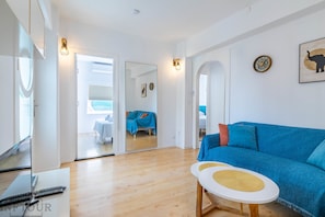 Communal lounge/ TV room,Living room