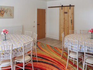 Dining room | Faerdre Manor, Llandysul