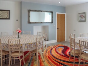 Dining room | Faerdre Manor, Llandysul