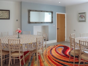 Dining room | Faerdre Manor, Llandysul