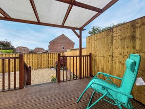 Sitting-out-area | Cayton Cove Cottage, Cayton, near Scarborough