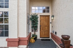 This 3bd/2.5 bath home is waiting to host you!