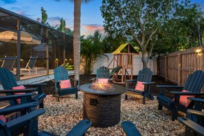 Gather around the warm firepit as the kids play nearby in the safe, fun playground — the perfect balance of relaxation and family fun.

