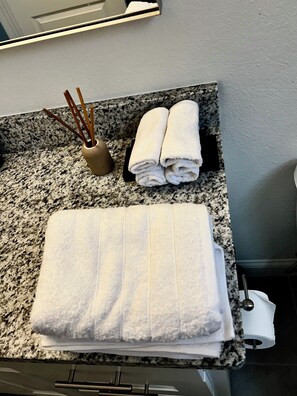 Bathroom amenities