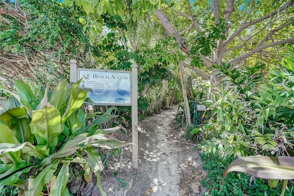 Mermaid Retreat by Anna Maria Accommodations