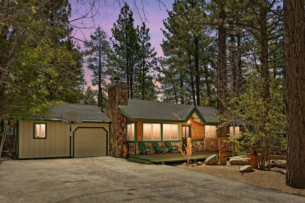 Welcome to The Mellow Mountain Getaway, tucked away in the sought-after Fox Farm neighborhood.