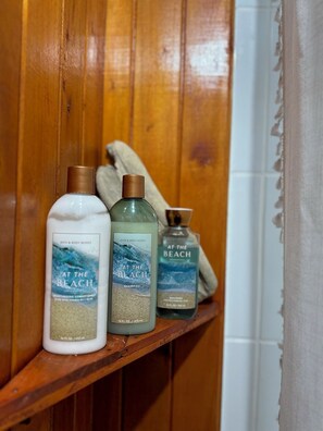 Bathroom amenities
