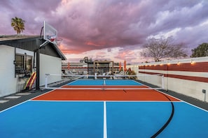 Game on! Luxe pickleball & basketball court for epic matches and endless fun