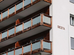 Bâtiment, Fenêtre, Bois, Architecture, Rectangle, Mur, Matériel De La Propriété, Façade, Design Urbain