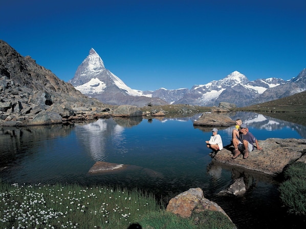 L'Eau, Ciel, Montagne, Paysage Naturel, Montagnes, Neige, Lac, Glacial Relief, Banque, Paysage