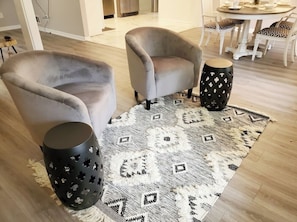Seating area in entry/living room area