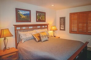 Bedroom King Bed
