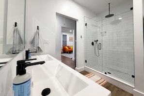 Brand new, renovated bathroom!
