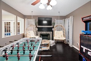 Spielezimmer