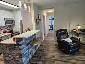 Kitchen Bar