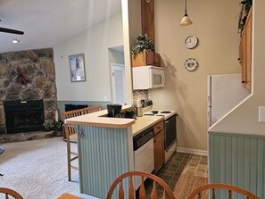 Fully equipped kitchen