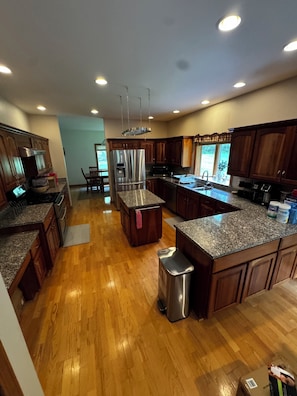 Private kitchen