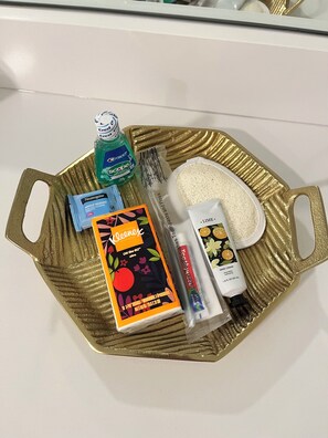 Bathroom amenities