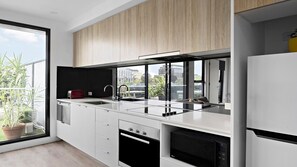 Richmond Retreat | Kitchen | Dishwasher | Microwave | Coffee machine