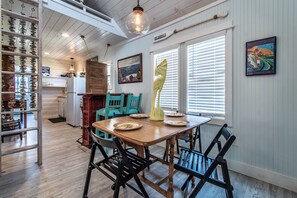 Dining room seating area