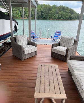Dock